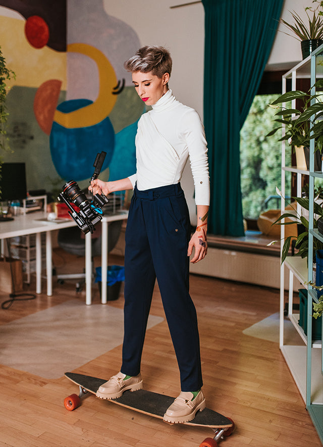 ESTATE BLUE PLEATED TROUSERS