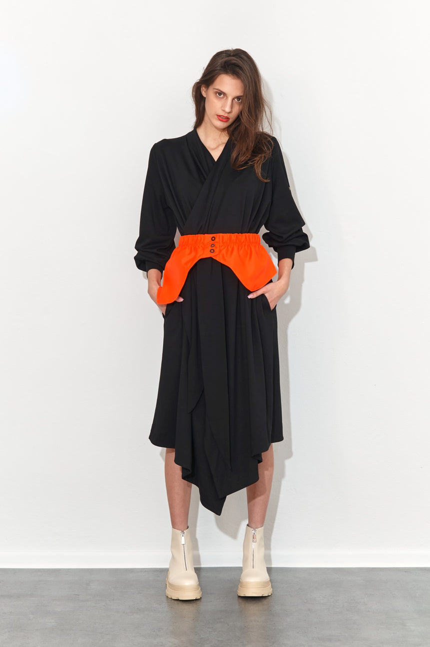 BLACK BEAUTY DRESS UNITE